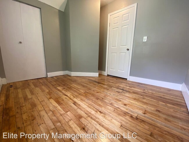 Building Photo - 6 br, 2 bath House - 1066 Ross Ave E