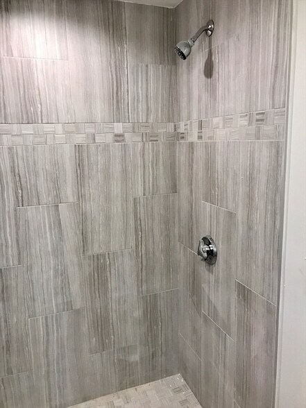 Building Photo - 91 Grant St