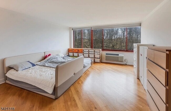 Building Photo - 100 Old Palisade Rd