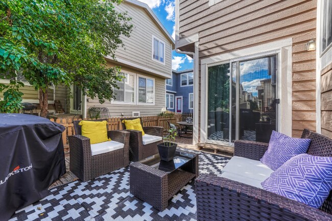 Building Photo - 10566 Cherrybrook Cir