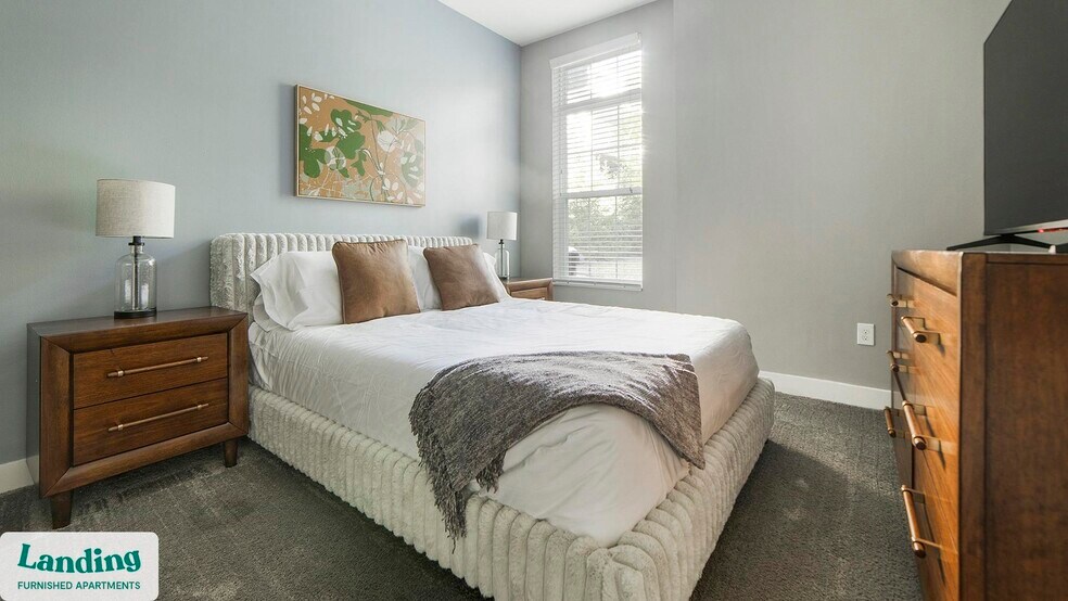 Building Photo - 41 E 9th Ave