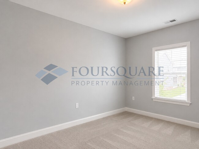 Building Photo - Spacious Corner-Lot Home with Guest Suite, Screened Porch & Detached 2-Car Garage – Resort-Style ...