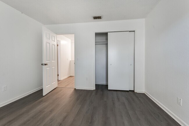 Building Photo - ASSISI LN #1007 - Patricia J. Gauthier Trust