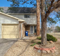 Building Photo - 3-Bedroom, 1.5-Bathroom Home in a Convenie...