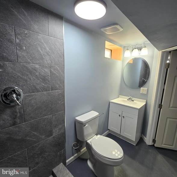 Building Photo - 21676 N Essex Dr