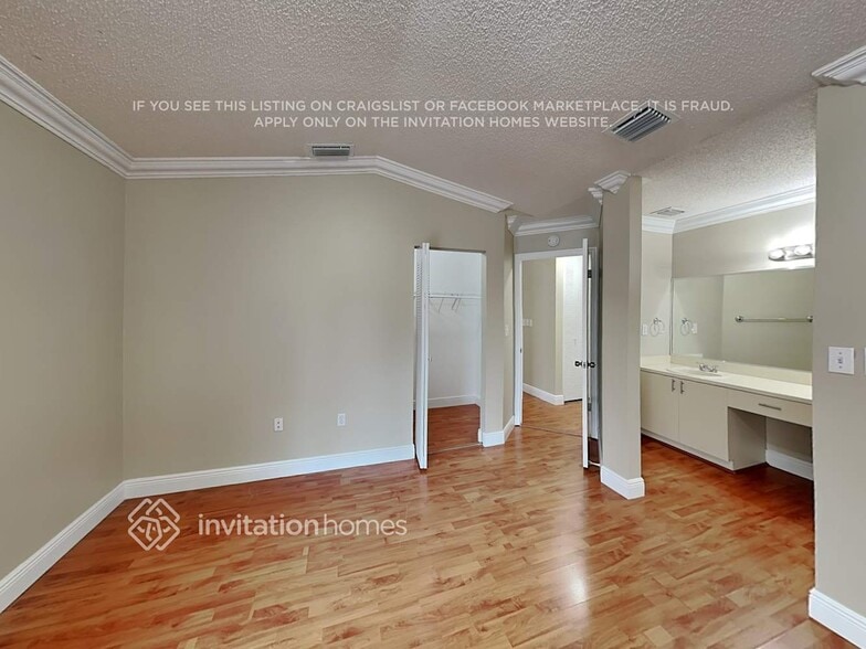 Building Photo - 13778 SW 145th St