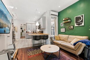 Building Photo - 779 N 27th St