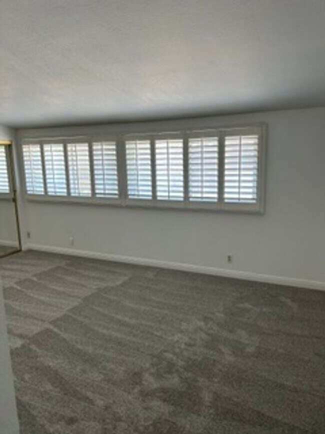 Building Photo - Spacious 4BR Home with Gated Pool, Chef’s Kitchen & 3-Car Garage