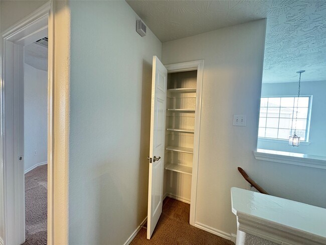 Building Photo - 11531 Jacinth Ct