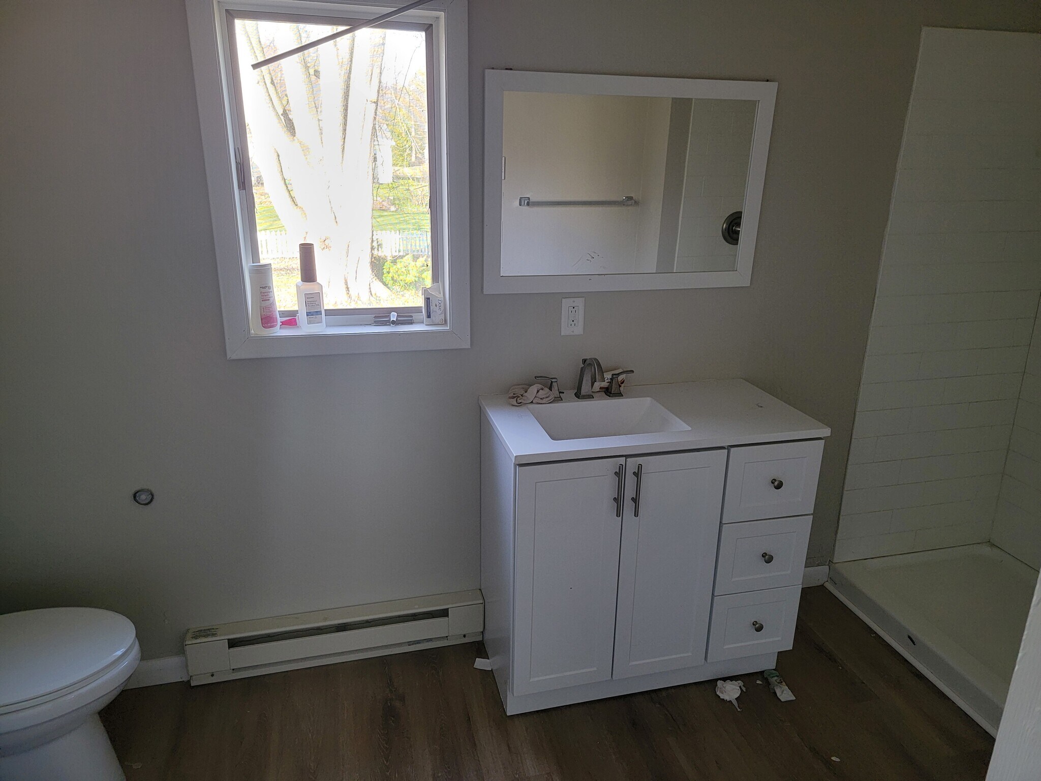 Building Photo - 77 South Ave