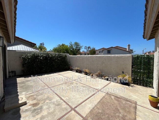 Building Photo - 316 Pebble Beach Dr