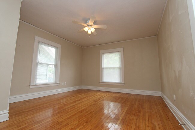 Building Photo - 1430 Sherman St SE