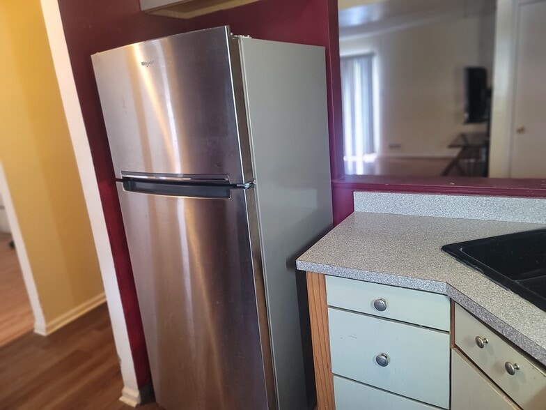 Building Photo - 134 Freedom Trl