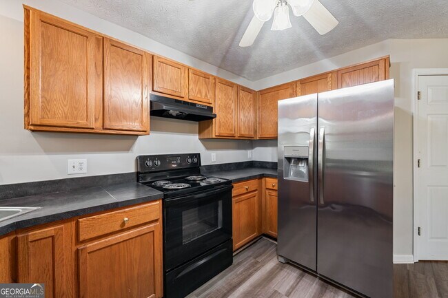 Building Photo - 209 Garrison Chase