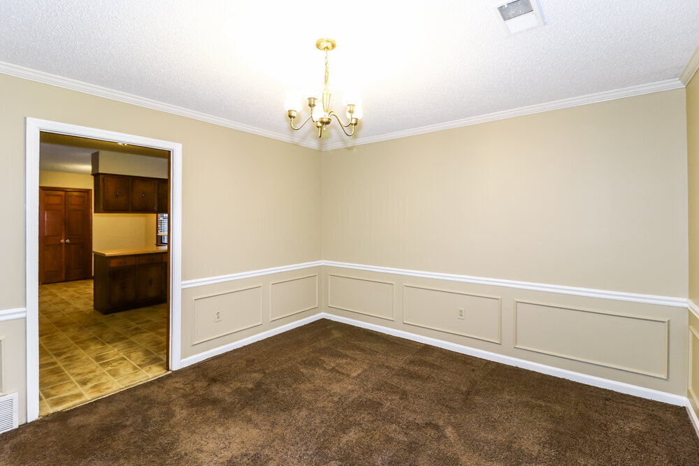 Building Photo - 928 Pheasant Hollow Dr