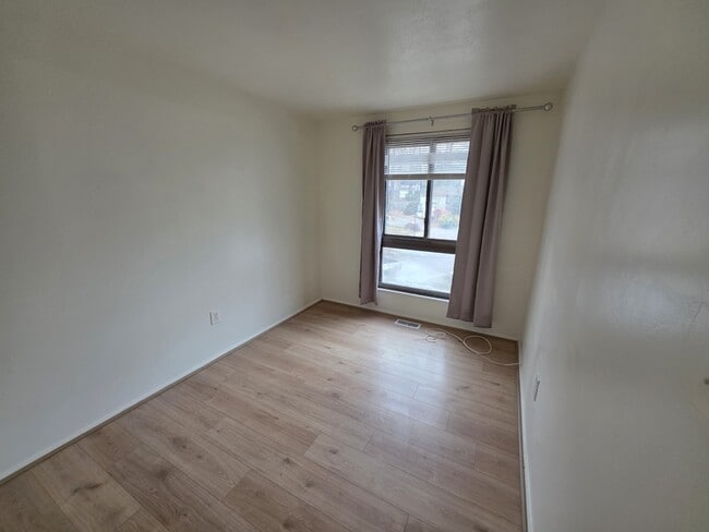 Building Photo - 4902 Cord Ct