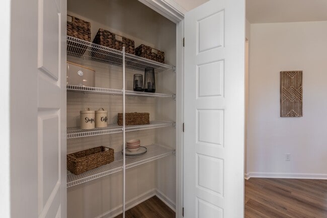 Building Photo - 6118 Buntline Ln