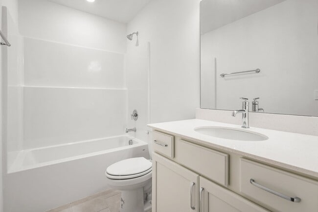 Building Photo - 464 Blair Rd