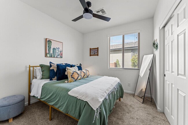 Building Photo - 3021 Prospector Wy