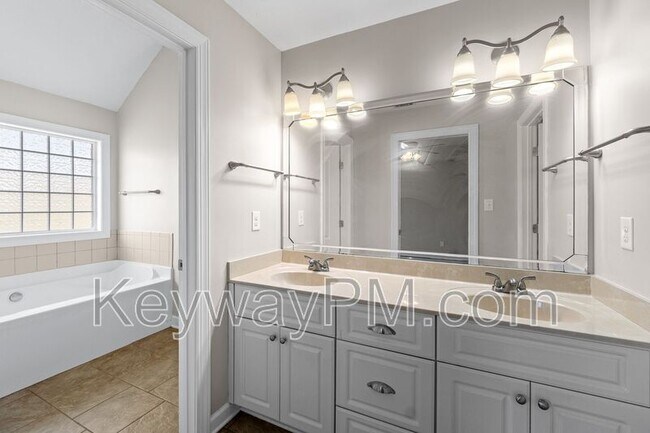 Building Photo - 4523 Frank Warren Dr