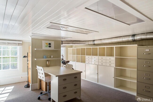 Building Photo - 67 Divisadero St