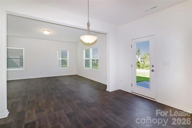 Building Photo - 1116 Millbridge Rd