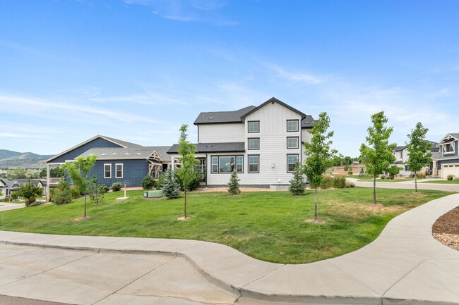 Building Photo - 6625 S Lee St