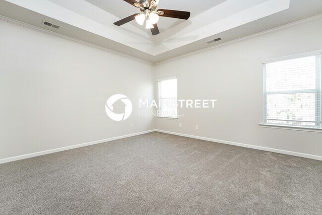 Building Photo - 4 Bedroom Pet-Friendly Home in Union City, GA with Main Street Renewal