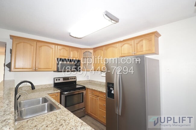 Building Photo - 2 bed 1 bath condo in Alpine with pool in ...