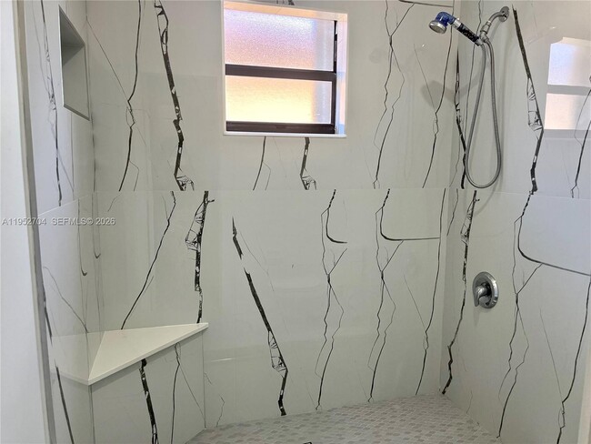 Building Photo - 11433 SW 242nd Ln