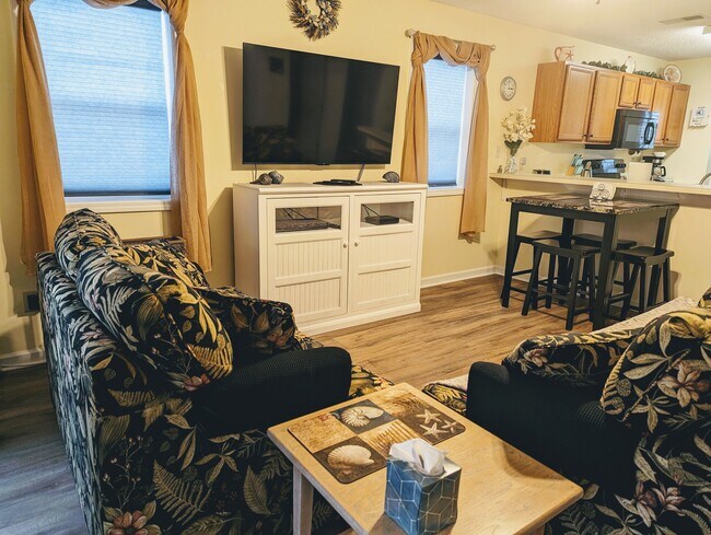 Building Photo - 1460 Blue Tree Ct