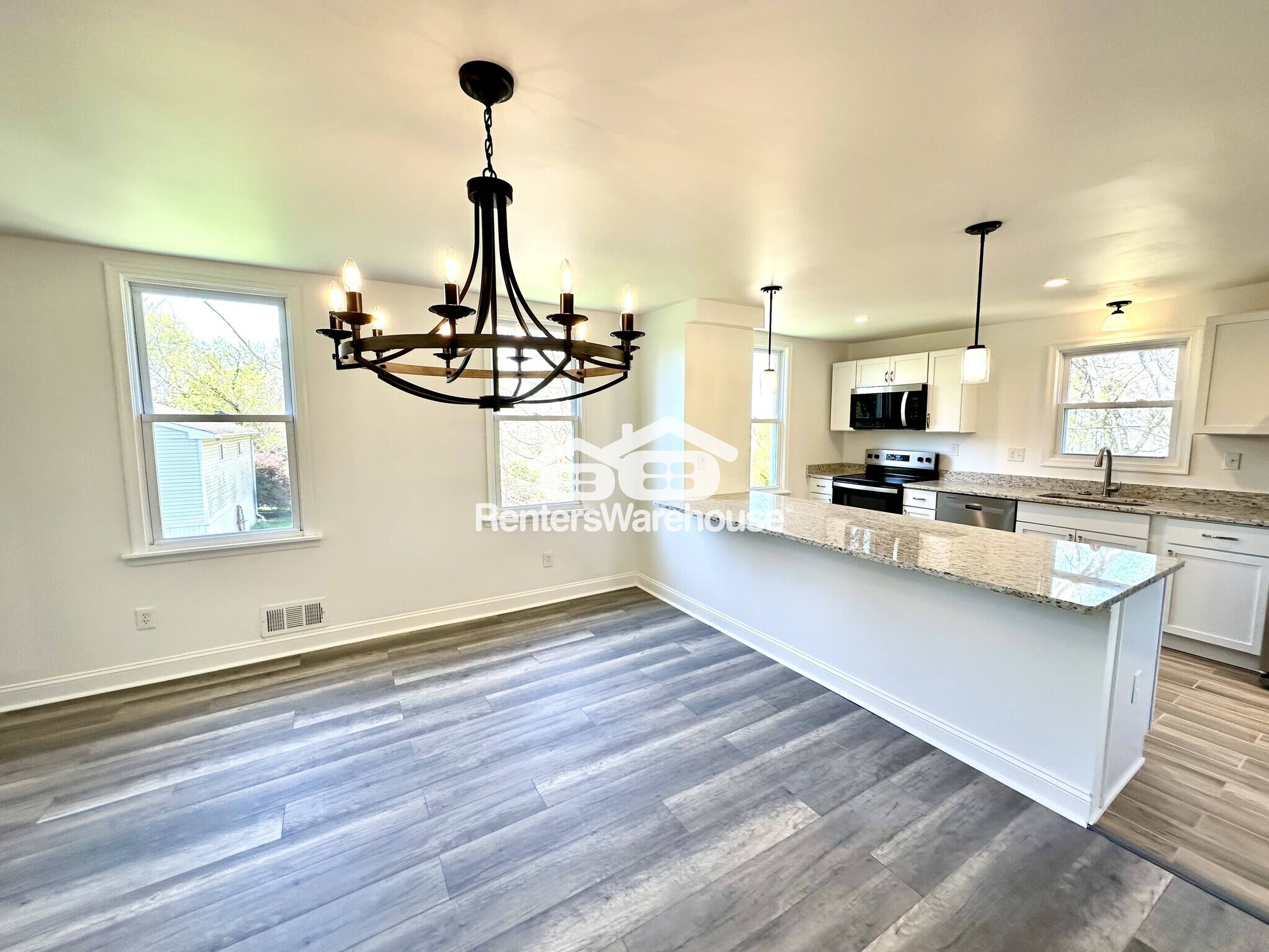 Building Photo - 4210 College Ave