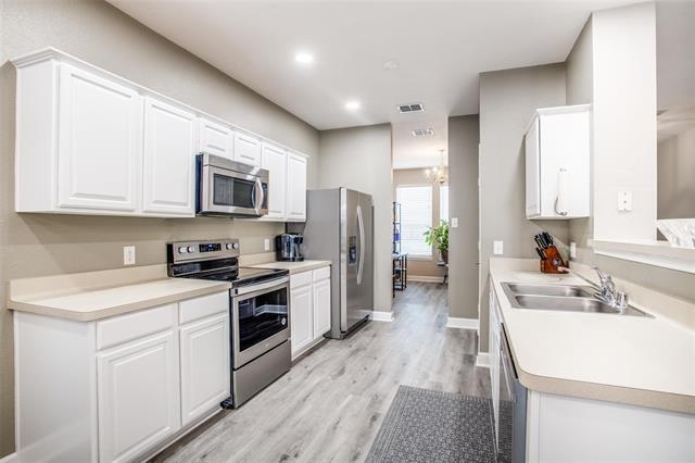 Building Photo - 1521 Creek Springs Dr