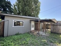 Building Photo - 820 S Donovan St