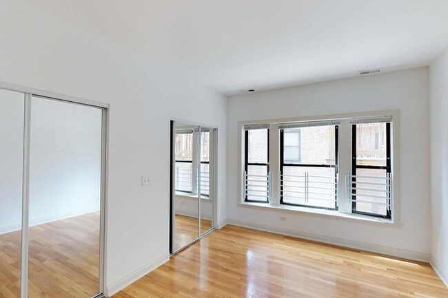 Floorplan - 5400-5408 S. Ingleside Avenue