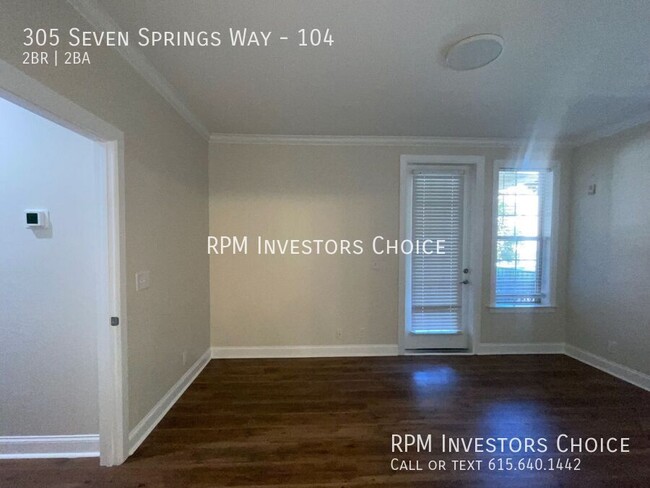 Building Photo - 305 Seven Springs Way