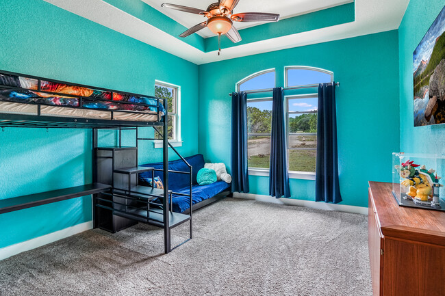 Building Photo - 1194 Vaquero Way