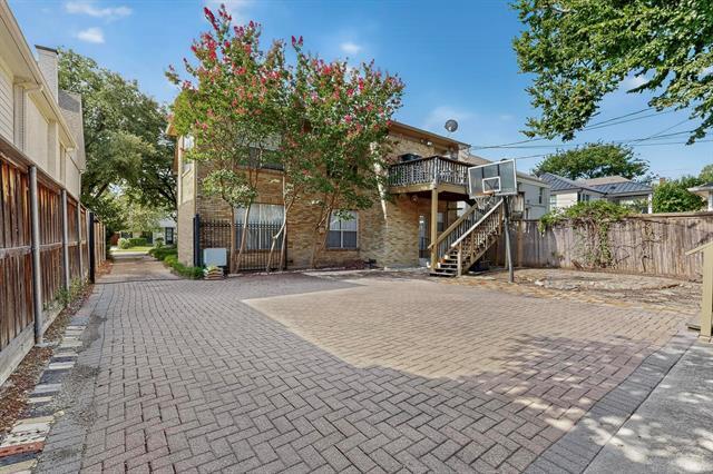 Building Photo - 4140 Normandy Ave
