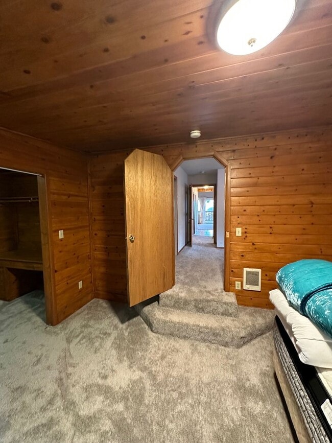 Building Photo - 2 Bedroom House Available in Sunset Beach!
