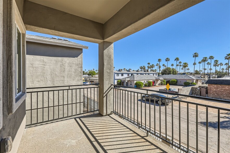 Building Photo - 7010 N 80th Ave