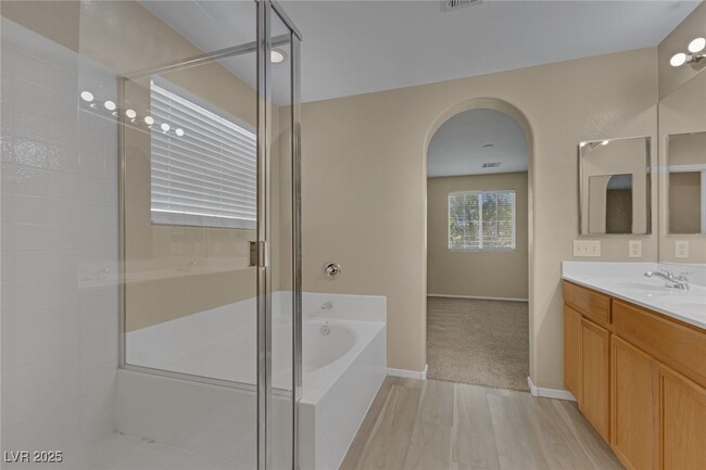 Building Photo - 9835 W Spinnaker Creek Ave