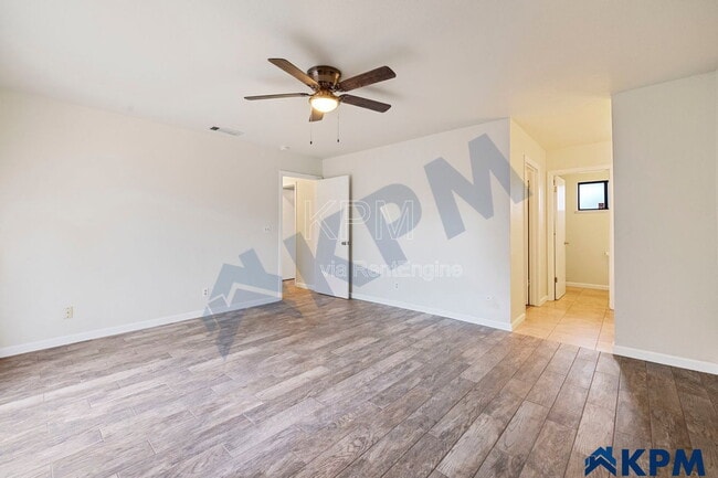 Building Photo - 9146 Blue Fox Way