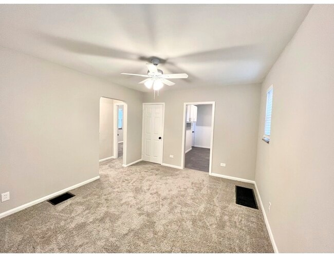 Building Photo - 1379 Adams Rd