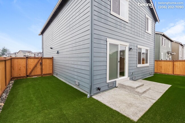 Building Photo - 18791 108th Ave E