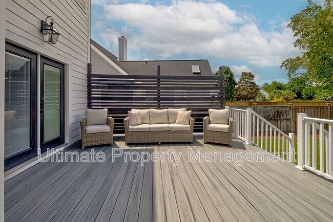 Building Photo - 7022 Cayman Ct