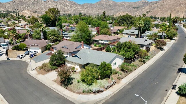 Building Photo - 3430 Bahia Pl