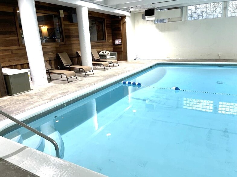 Building Photo - 1265 Race St