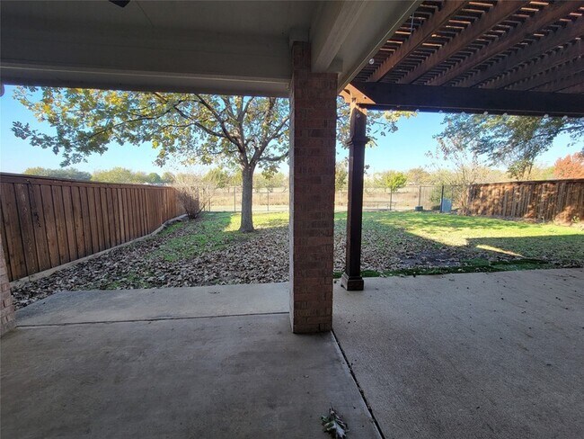 Building Photo - 9717 Sinclair St