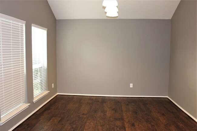 Building Photo - 3604 Kale St