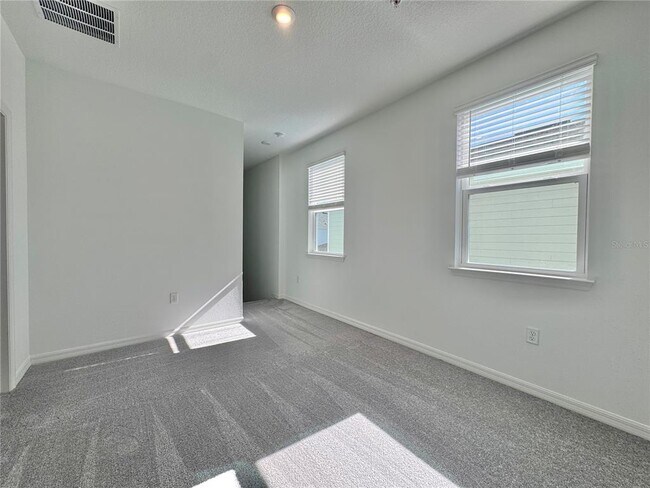 Building Photo - 313 Platform Ln